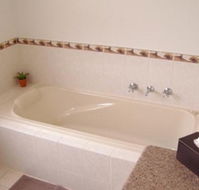 Ibis Apartments - eAccommodation