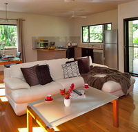 Misty Mountains Tropical Rainforest Romantic Retreat - eAccommodation