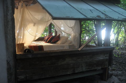 Haggerstone Island Guest House - eAccommodation 4