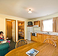 Leisureville Caravan Park - eAccommodation