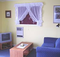 Westbury Brook Cottage - eAccommodation
