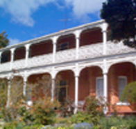 Glen Osborne House - eAccommodation