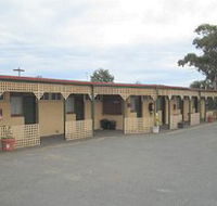 Central Court Motel - eAccommodation