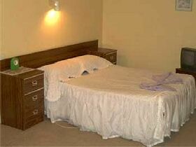 Midlands Hotel - eAccommodation 0
