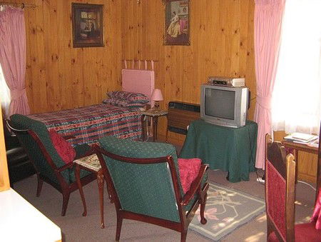The Grove - eAccommodation 1