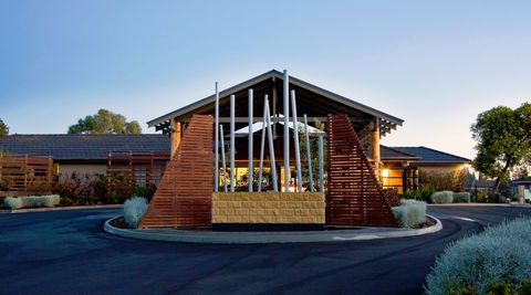 Wyndham Seven Mile Beach - eAccommodation 0