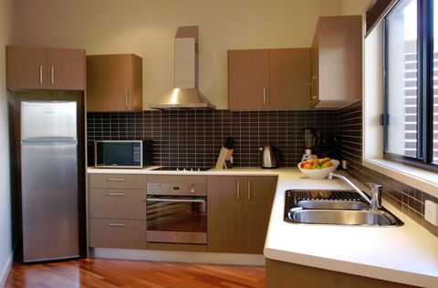 Wyndham Seven Mile Beach - eAccommodation 6