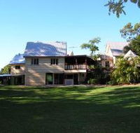 Glasshouse Mountains Ecolodge - eAccommodation