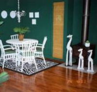 Chalet Chic - eAccommodation
