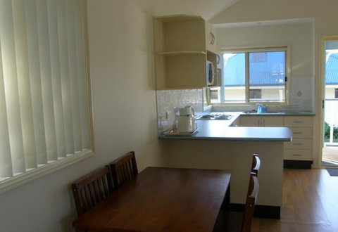 Camellia Park - eAccommodation 0