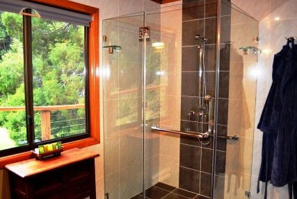 A Waterfall Hideout-Rainforest Cabin For Couples - eAccommodation 0