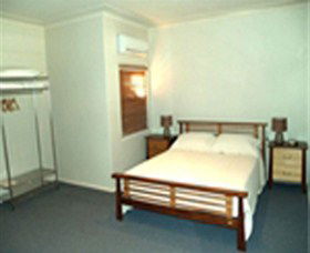 94 Fitzroy Street - eAccommodation 0