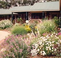 Red Gum Lagoon Cottages - eAccommodation
