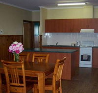 Riverland Holiday Cottage - eAccommodation
