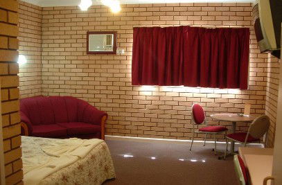 Country Manor Motor Inn - eAccommodation 2