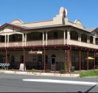 The Royal Hotel Adelong - eAccommodation