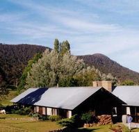 Crackenback Farm Mountain Guesthouse - eAccommodation