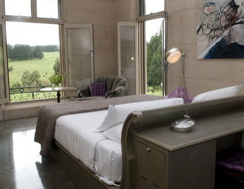 Burrawang Village Hotel - eAccommodation 3