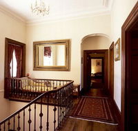 Mandelson's of Goulburn - eAccommodation