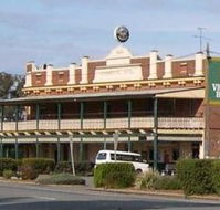 Commercial Hotel Barellan - eAccommodation