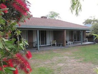 Murray Lodge Holiday Units - eAccommodation 0