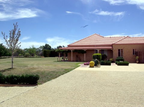 Fairways Bed And Breakfast At Jerilderie - eAccommodation 0