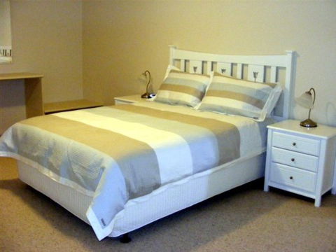 Fairways Bed And Breakfast At Jerilderie - eAccommodation 1