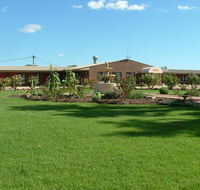 Newell Motor Inn - eAccommodation