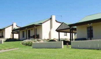 Wagga Wagga Country Cottages - eAccommodation 1