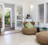 Above Wollongong at Pleasant Heights Bed and Breakfast - eAccommodation