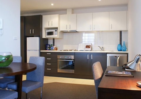 Mantra Wollongong - eAccommodation 1