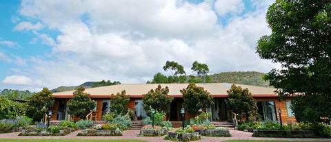 Adams Peak Retreat - eAccommodation 5