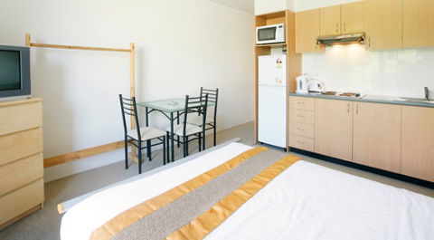 130 Carillon Avenue - eAccommodation 4