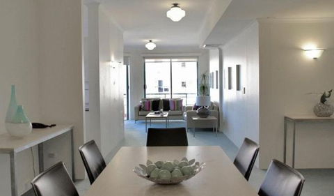 AeA The Coogee View Beachfront Serviced Apartments - eAccommodation 2