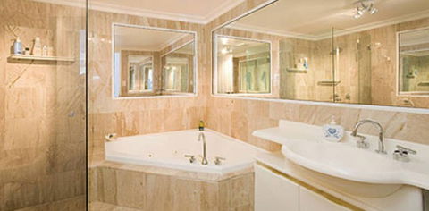 Absolute Beachfront Manly Bed And Breakfast - eAccommodation 2