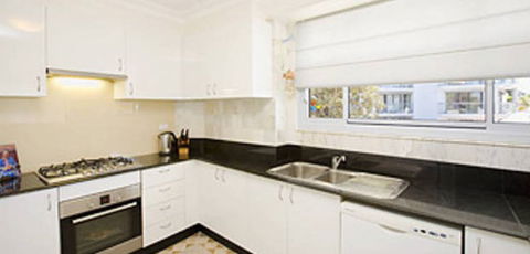 Absolute Beachfront Manly Bed And Breakfast - eAccommodation 3