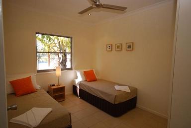 Woodgate Beach Houses - eAccommodation 4