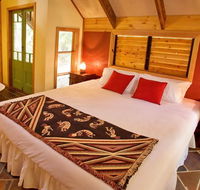 Rainforest Ranch - eAccommodation