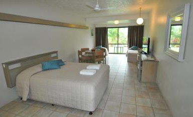 Rosslyn Bay Resort - eAccommodation 1