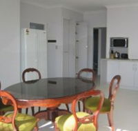 Olas Holiday House - eAccommodation
