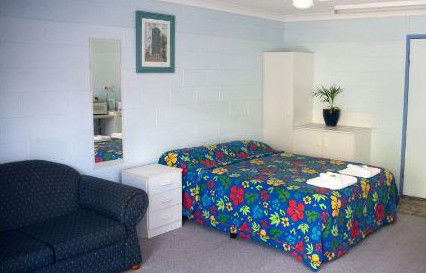 Como Holiday Apartments And Tropical Nites Motel - eAccommodation 4