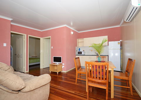 Ned Kellys Motel - eAccommodation 4