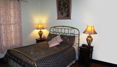 Pitstop Lodge Guesthouse And Bed And Breakfast - eAccommodation 1