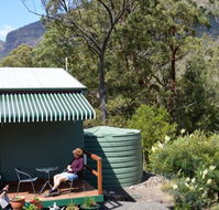 Cave Rock Cottages - eAccommodation