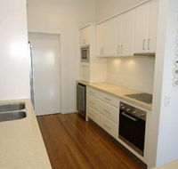 Claytons on Cylinder Beach Front Apartments - eAccommodation