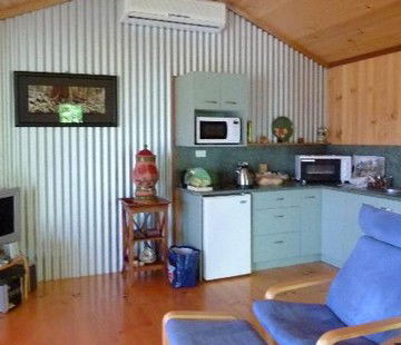 Tuckeroo Cottages And Gardens - eAccommodation 2
