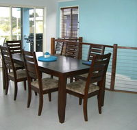 Blue Ocean View Beach House - eAccommodation