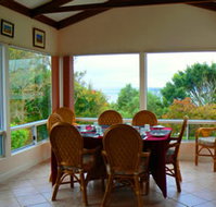 Albany View Street Lodge Bed and Breakfast and Art Studio - eAccommodation