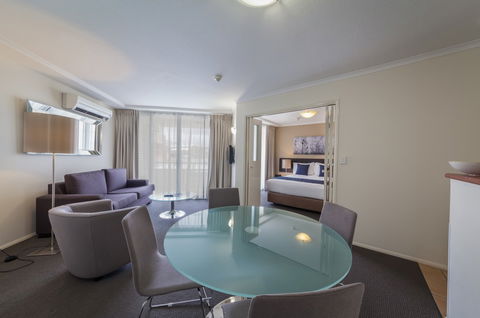 West End Central Apartments - eAccommodation 5