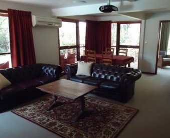 Fairy Wren Lodge Bed & Breakfast - eAccommodation 2